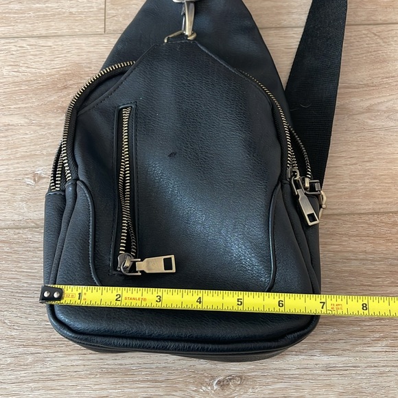 Antik Kraft Black side carry purse - Picture 12 of 12